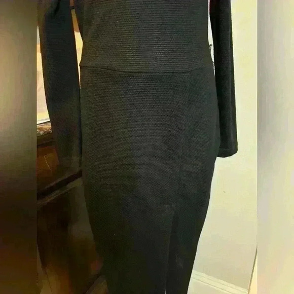 Halla black máxi knit dress EUC - Picture 4 of 4